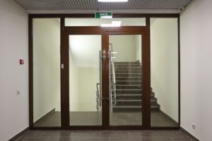 Противопожарная дверь для лестницы офиса / серия FRM33246